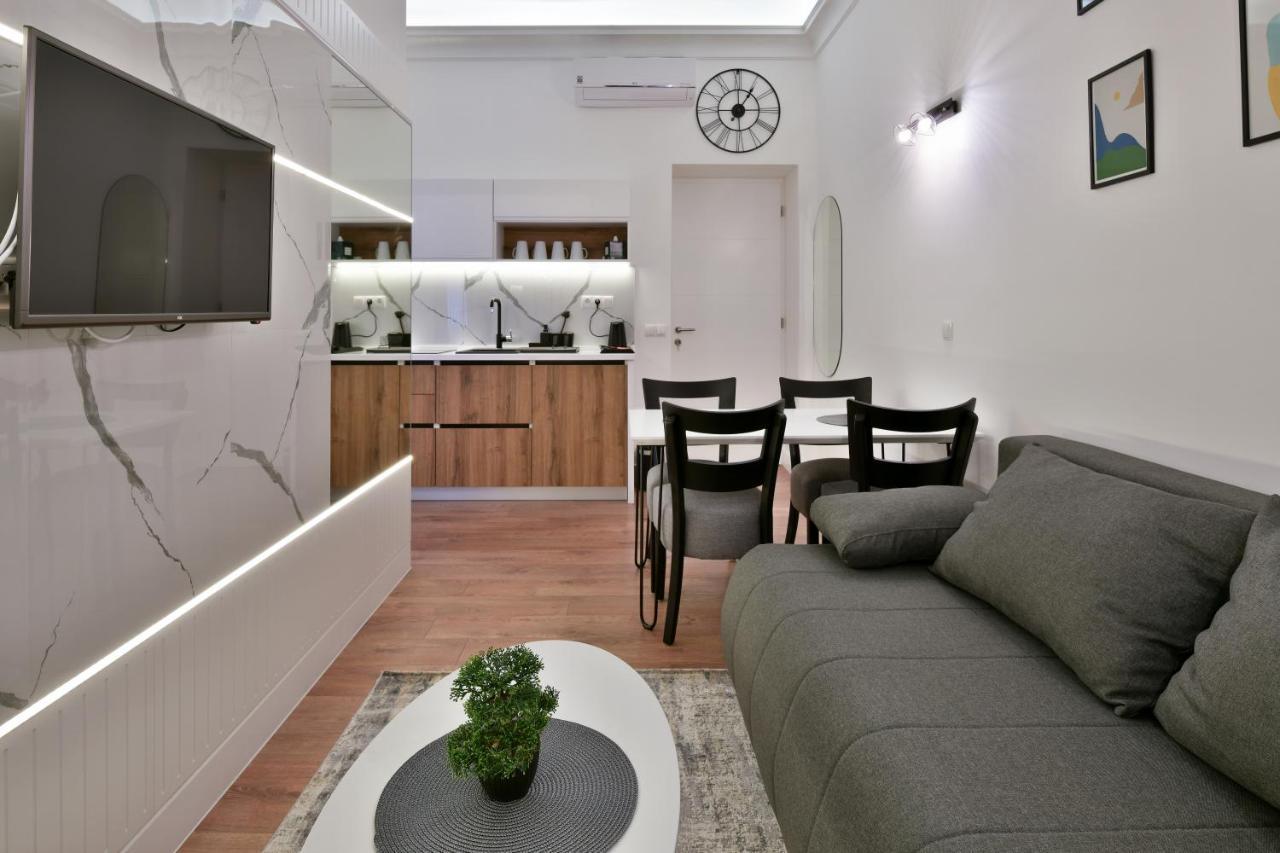 Luxury Galla Apartments In The City Center 塞拉耶佛 外观 照片