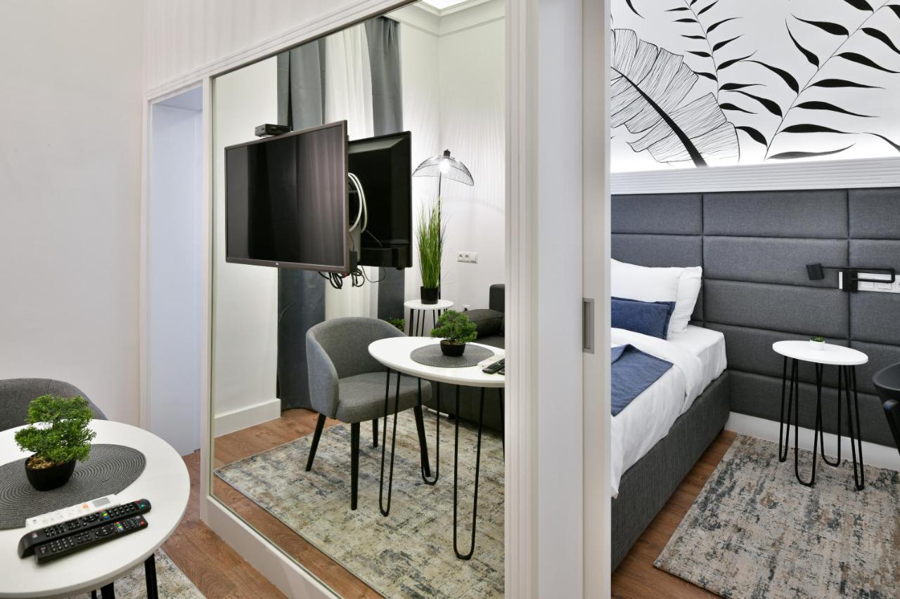 Luxury Galla Apartments In The City Center 塞拉耶佛 外观 照片