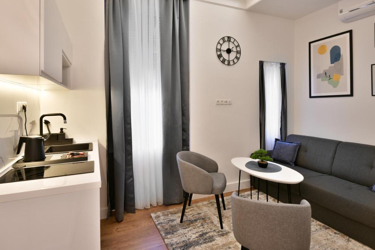 Luxury Galla Apartments In The City Center 塞拉耶佛 外观 照片